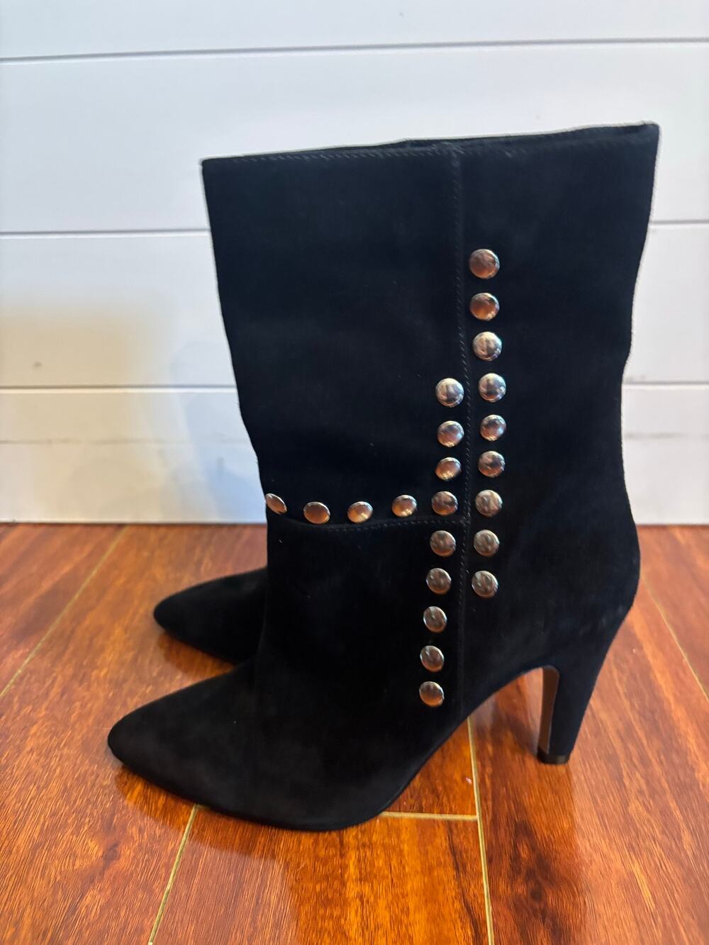 42 Gold Konnie Black Suede Leather Studded Pointed-Toe Mid-Calf Boots Size 8